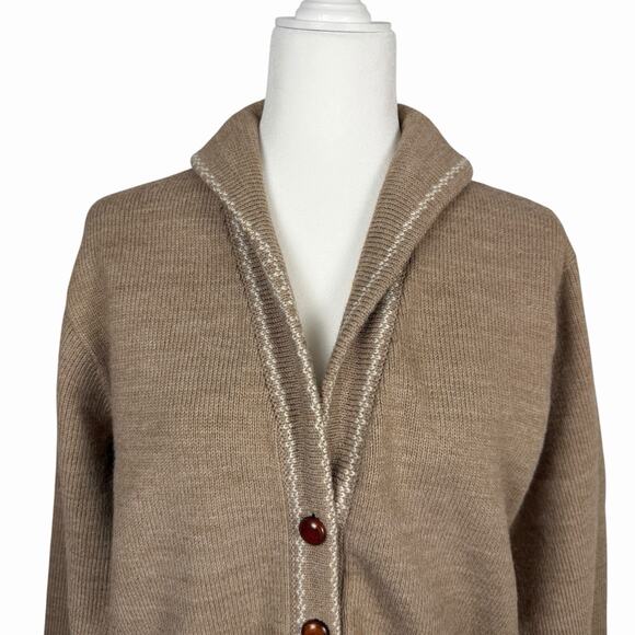 Handmade Womens Wool Tan White Cardigan Sweater Est Size M/L Fair Isle Cabincore - Picture 3 of 9